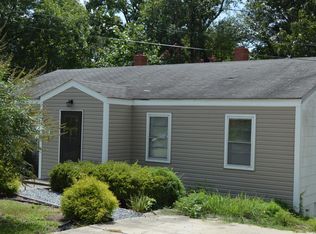 909 Grayland St APT B, Greensboro, NC 27408