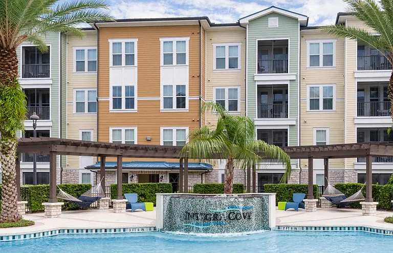 Integra Cove Apartments — Photo 29