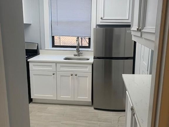 4th image of 4001 Little Neck Pkwy APT 19A