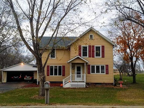 3rd image of 719 W Elk St