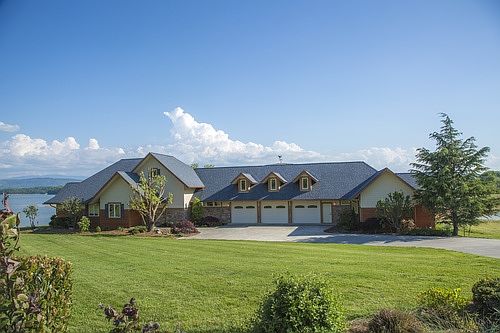 3rd image of 538 Riverchase Ln