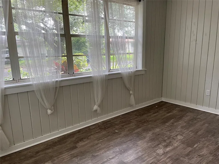 1517 E Ellicott St — Photo 11