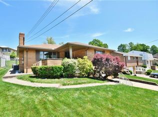 425 Brierly Ln, Homestead, PA