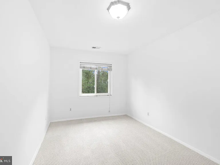 6284 Rose Hill Dr #E — Photo 10