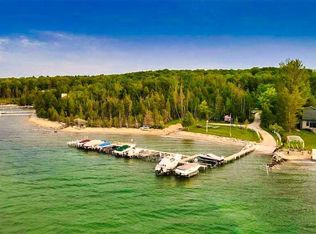 3330 Commodore Dr, East Jordan, MI 49727