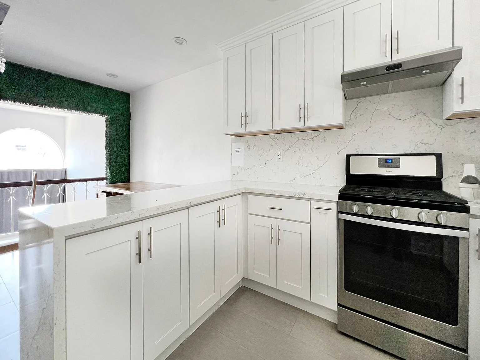 105 N Almansor St — Photo 4