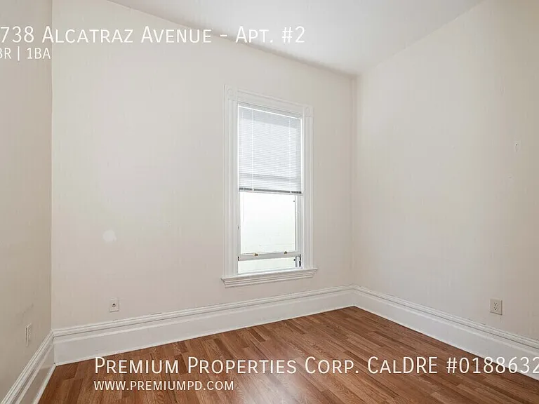 1738 Alcatraz Ave #2 — Photo 4