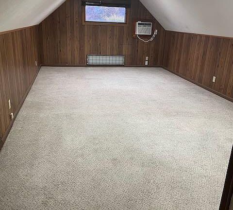 2nd image of 15625 Delaware Ave Floor 3
