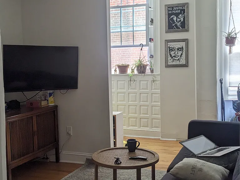 908 S 47th St #1F — Photo 8