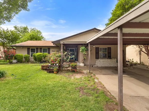 13212 Kings Mountain Dr, Balch Springs, TX 75180