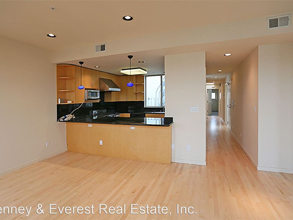 1st image of 364 Shotwell St #201