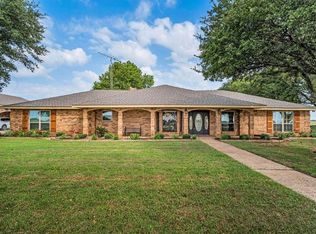 6908 Cedar Rock Pkwy, Crawford, TX 76638