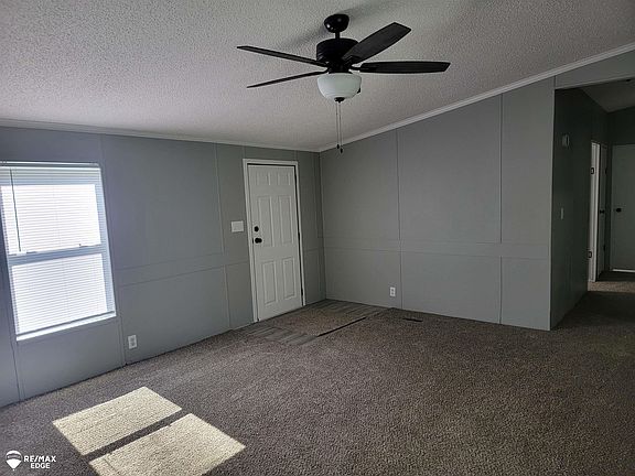 3rd image of 6283 Hart Lake Rd
