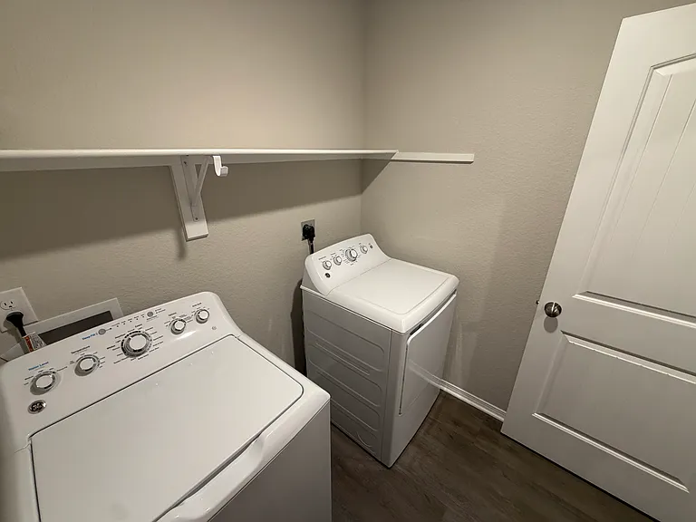 35 Kinley Brook Ln — Photo 32