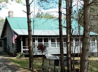 19 Terrace Dr, Wilton, ME 04294