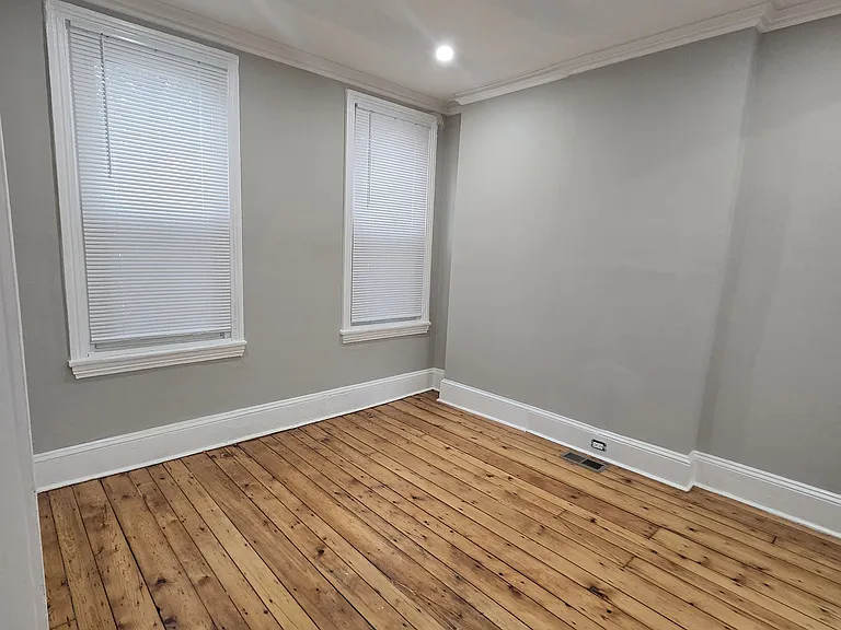 161 Mifflin St — Photo 7