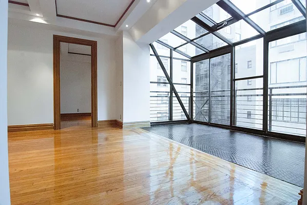 Rented by WAM Partners - William Moses Co. | media 4