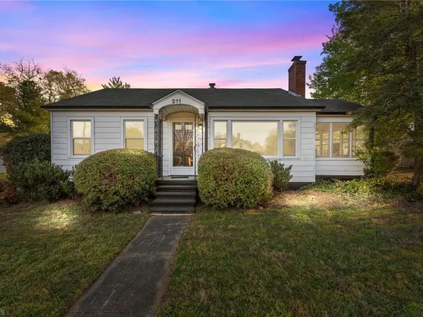 211 Minneola St, Gibsonville, NC 27249