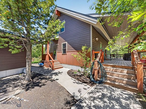 3rd image of 252 Moose Dr