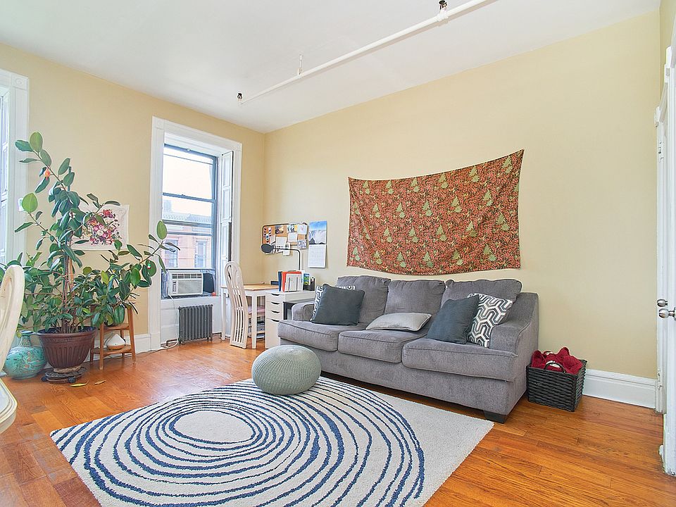 1st image of 343 W 121st St #A2