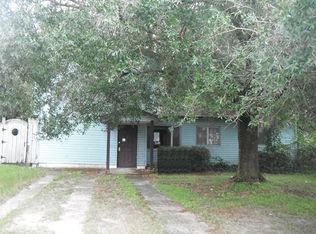 402 Bonnie Dr, Plant City, FL 33563