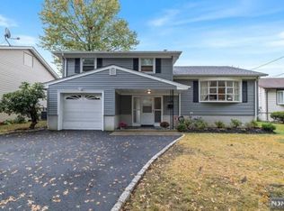 11 Perry Rd, Bloomfield, NJ 07003