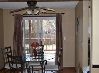 633 S 34th Ct, West Des Moines, IA 50265