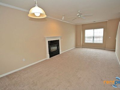 3rd image of 1906 NW 69th St