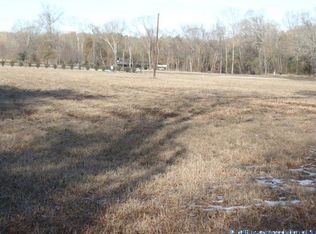 310 Bragg Dr, Milam, TX 75959