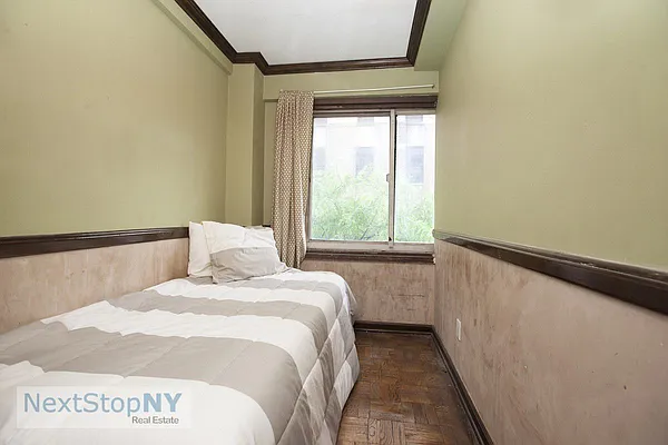 Sold by NextStopNY | media 6