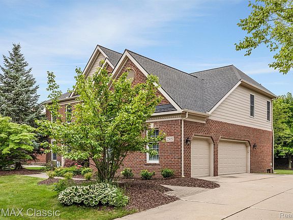 3rd image of 25051 Samoset Ct