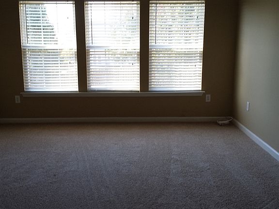 5th image of 315 Karsten Creek Dr