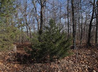 141 Capri Rd, Macks Creek, MO 65786