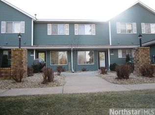 1194 W Royal Oaks Dr, Shoreview, MN 55126