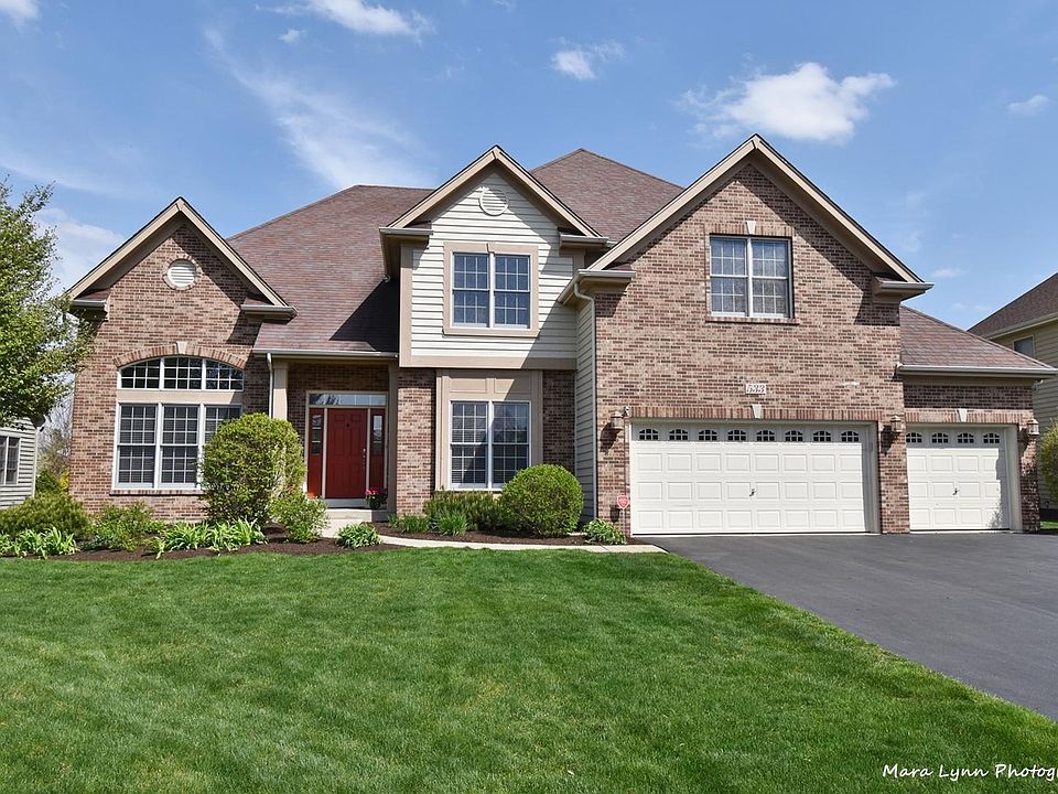 1st image of 533 N Sycamore Ln