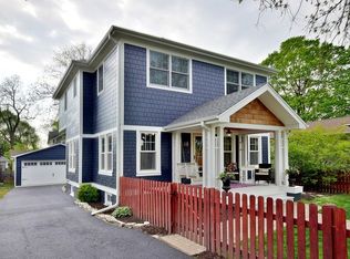 340 Prospect Ave, Glen Ellyn, IL 60137