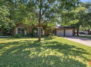 2201 10th St, Brownwood, TX 76801