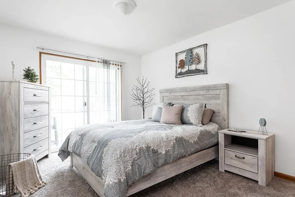 Meadow Park Apartments | Specials Available — Photo 2