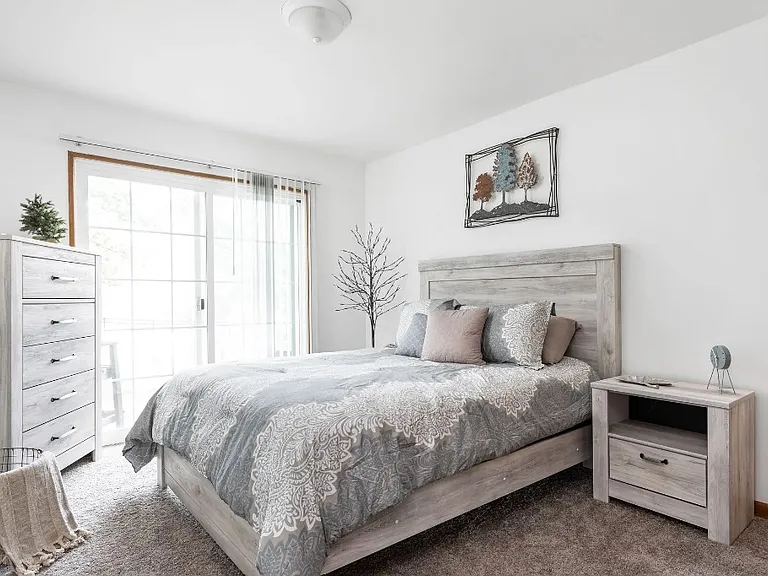Meadow Park Apartments | Specials Available — Photo 2