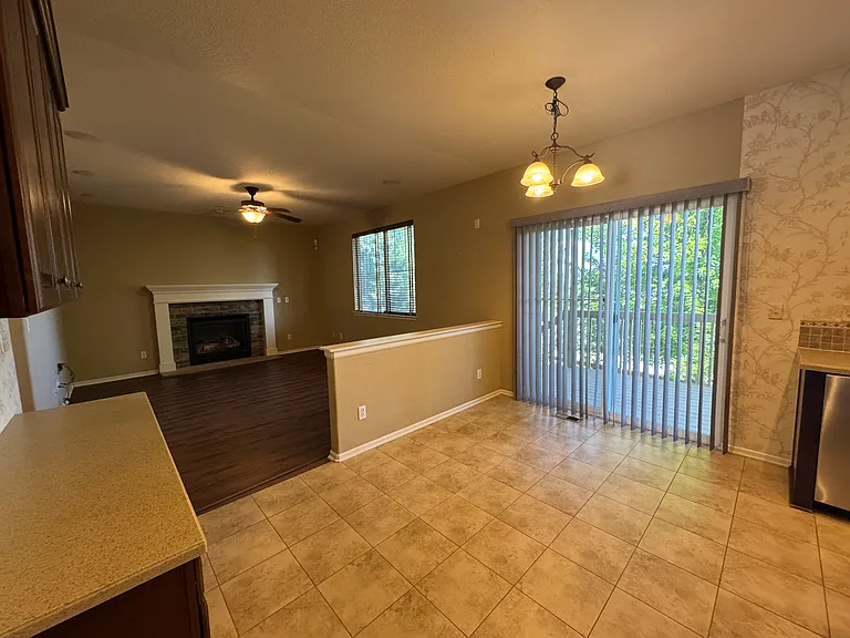 24623 E Hoover Pl — Photo 5