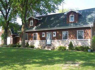 25726 S Blackberry Ln, Channahon, IL 60410