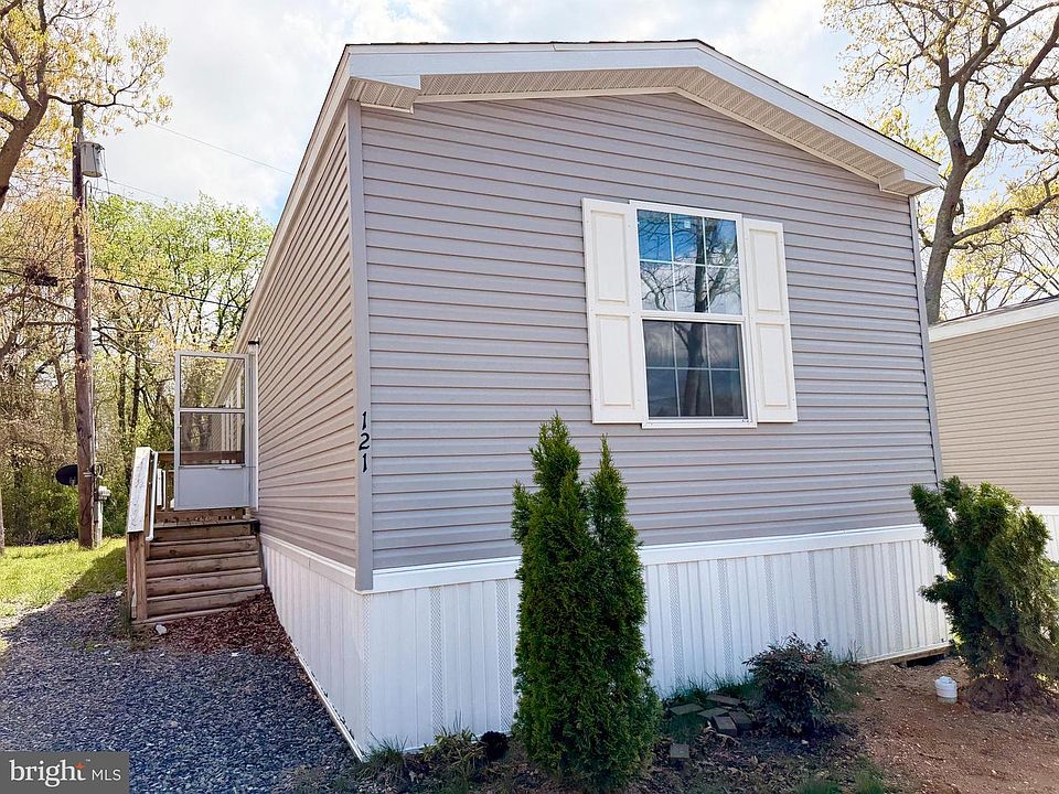 1st image of 2501 Tilton Rd #121