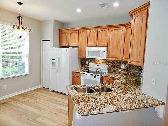 3rd image of 14053 Waterville Cir