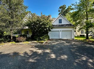 57 Hillwood Dr #A, Huntington Station, NY 11746