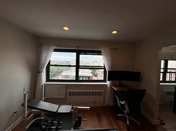 94-10 59th Avenue image 4 of 24