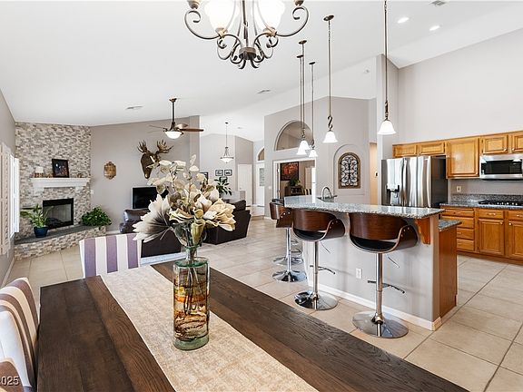 4th image of 5968 Saint Lazare St
