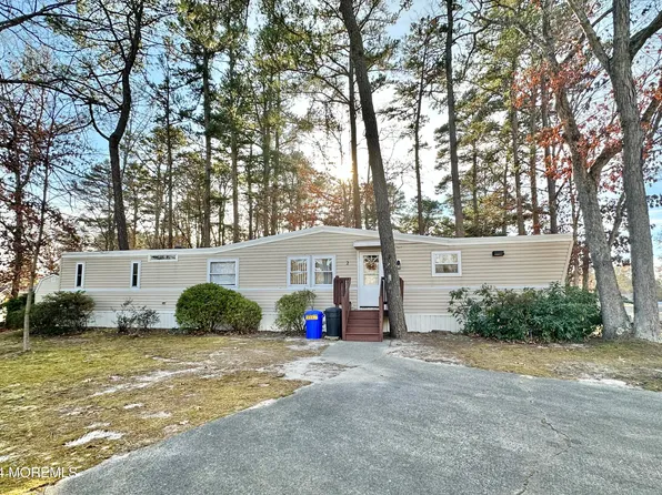 2 Rose Drive, Jackson, NJ 08527