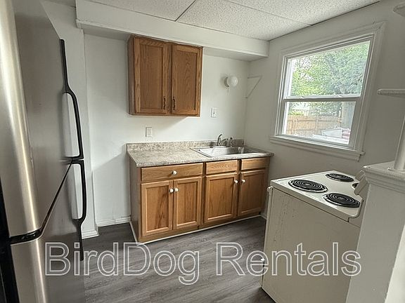 5th image of 2099-2101 W Mound St