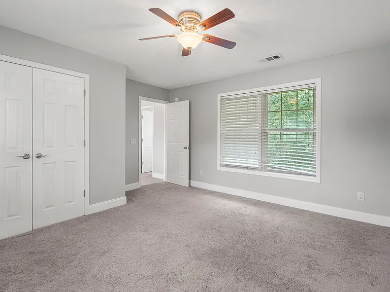 6204 Perry Ave — Photo 12