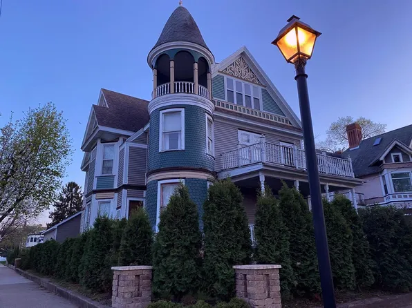 928 King STREET, La Crosse, WI 54601